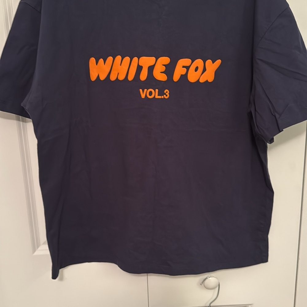 WHITE FOX Excellent Condition Navy/Orange T Shirt Set - Picture 6 of 15